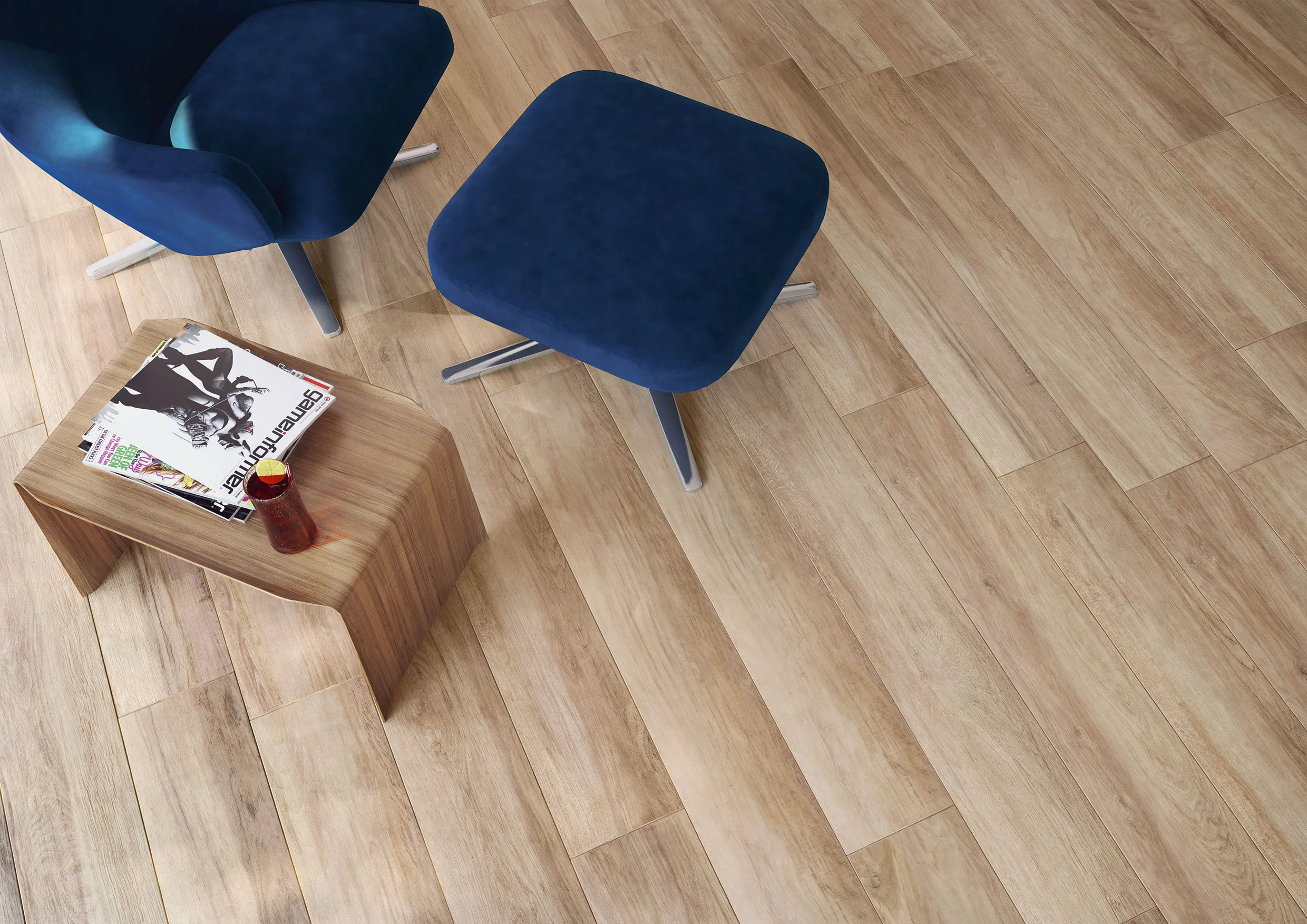 HICKORY_SALOTTO_20X120_HONEY_CLOSE_UP_1.jpg