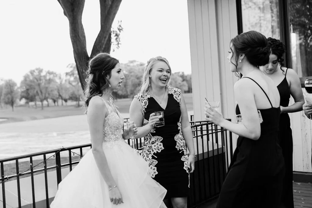 Alison+Robbie-728.jpg