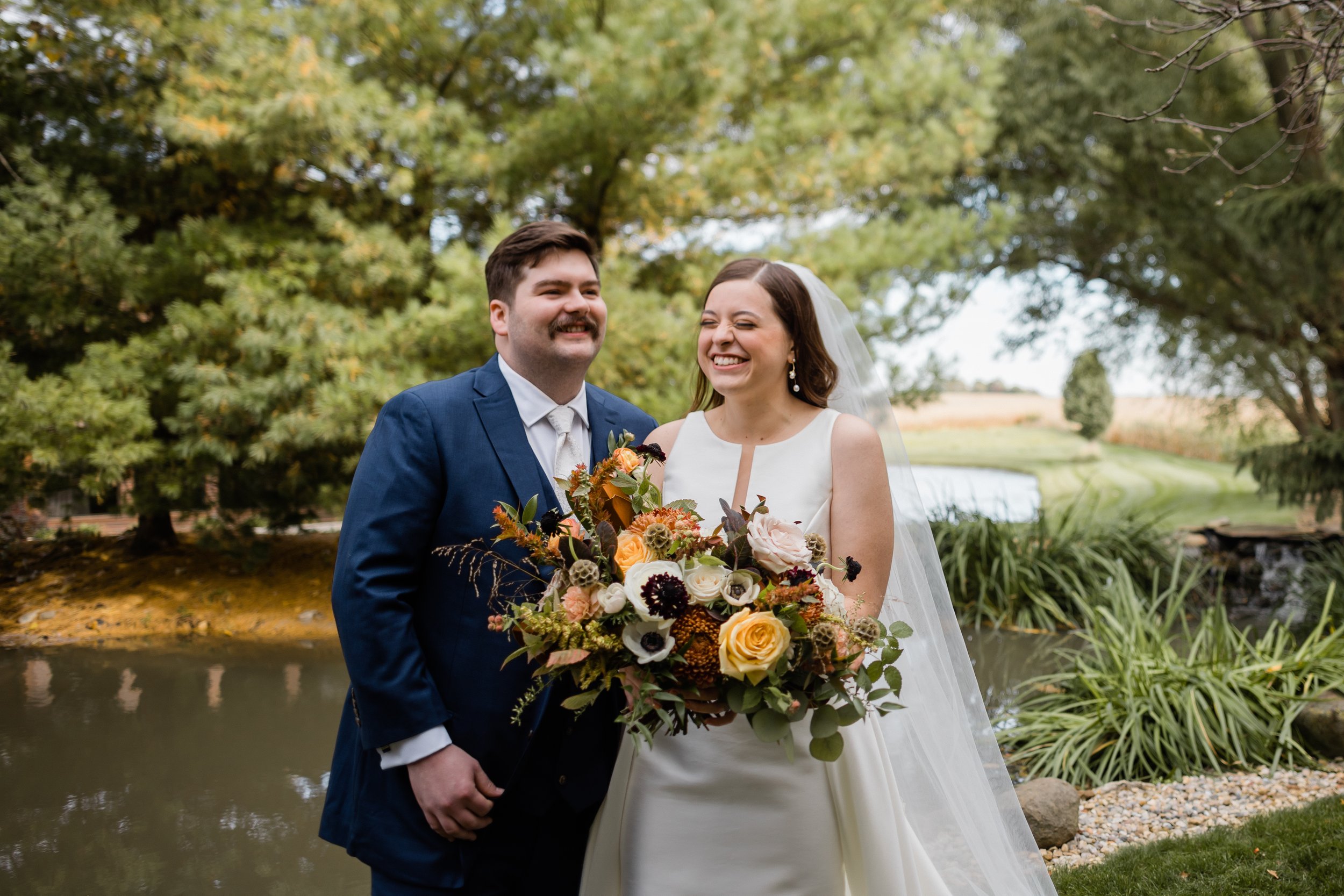 Beautiful Fall wedding at Pear Tree Estate in Champaign, Illinois.