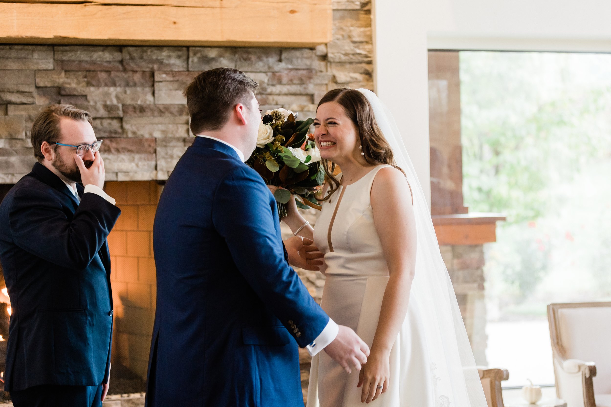 Beautiful Fall wedding at Pear Tree Estate in Champaign, Illinois.