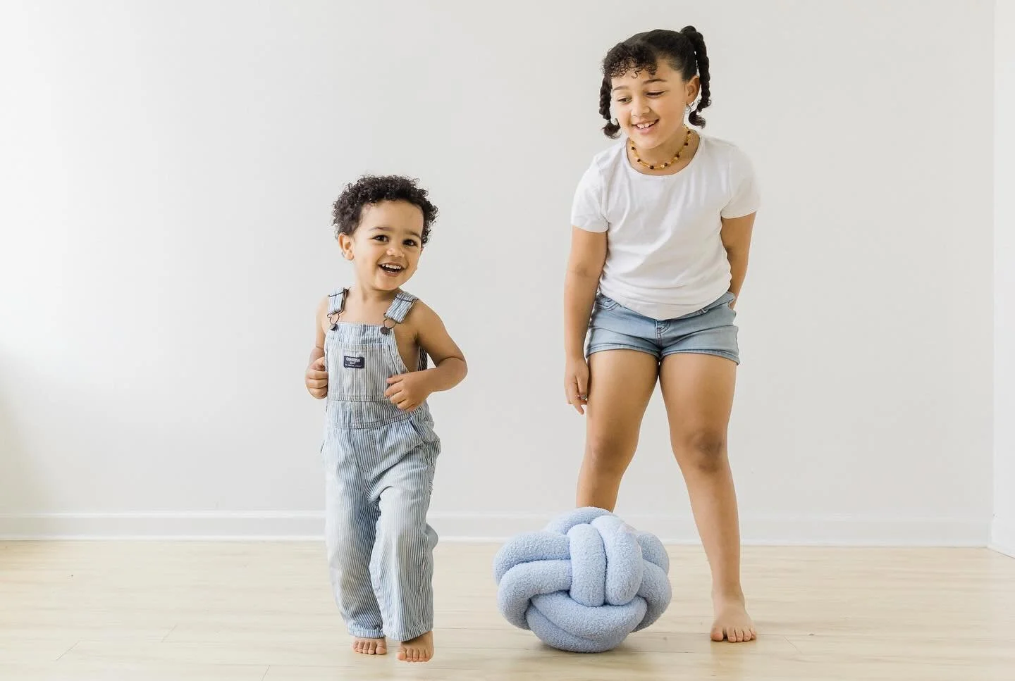 It&rsquo;s feeling like Spring energy!
-
-
-
-
-
-
-
#minisession #mortonfamilyphotographer #springphotos #simplesessions #kidsphotography #familyphotography #peoriaillinoisphotographer