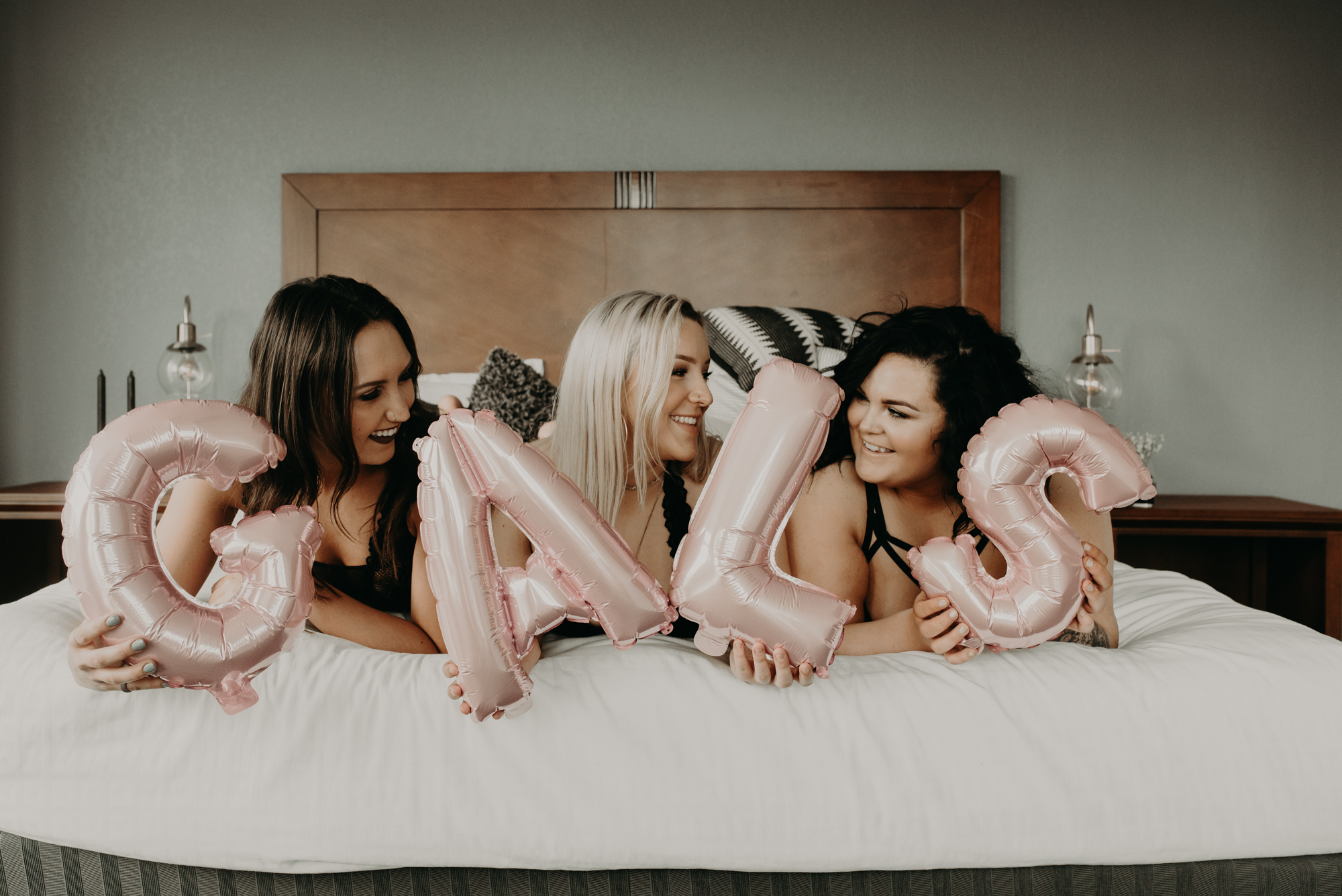 Gals-150.jpg