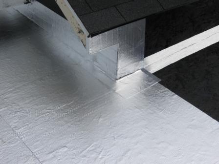 MFM-Building-Products-Peel-and-Seal-Commercial-Roof-Application-5.jpg