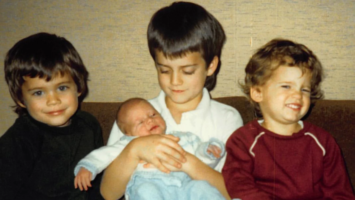 The Front Lounge w/ KONGOS