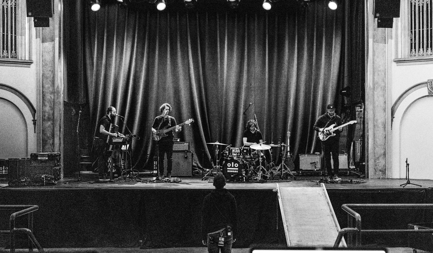 The Front Lounge w/ KONGOS