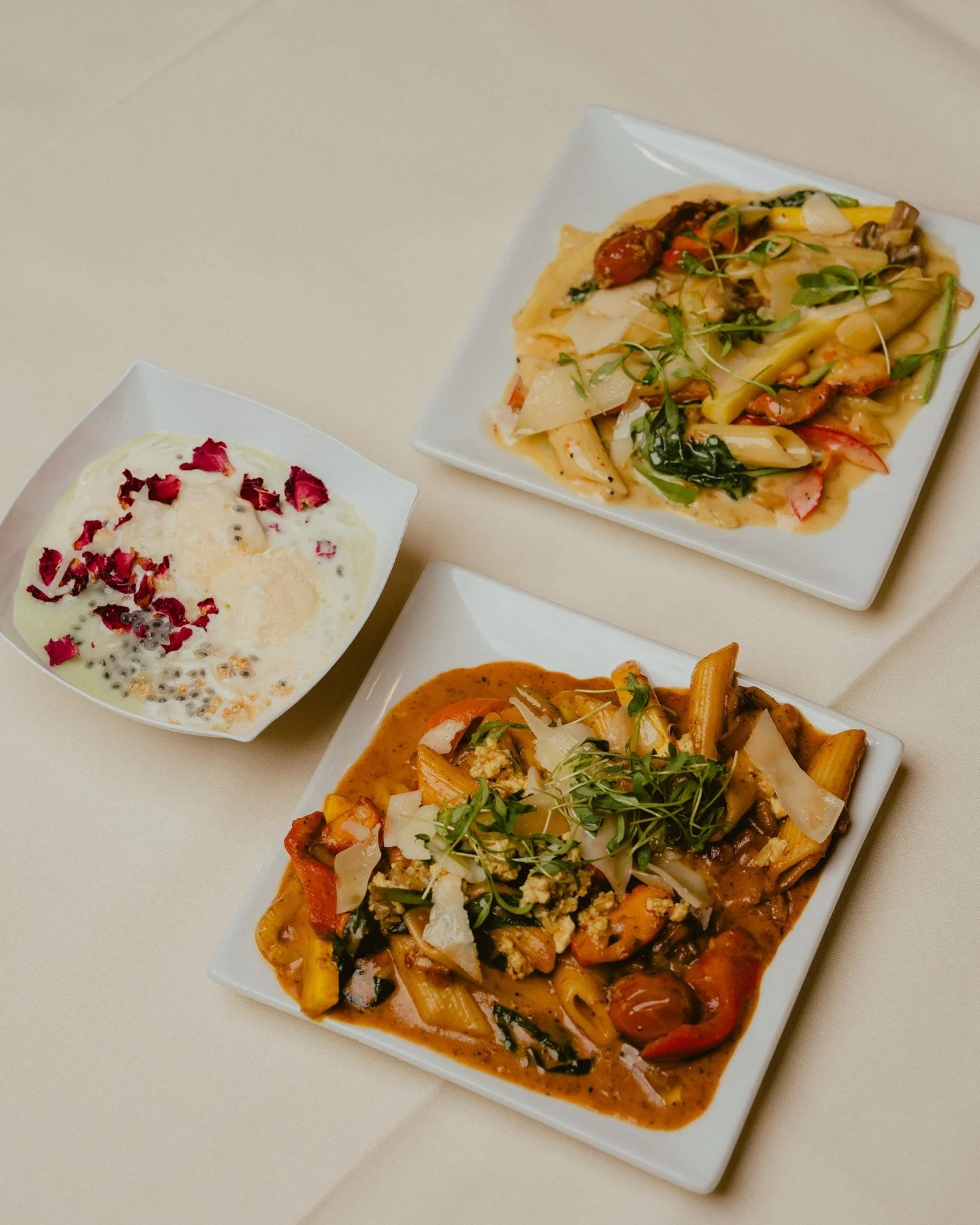 On the live station this weekend: Smoked Dal Makhani Penne Pasta, Alfredo Pasta &amp; Matcha Lychee Falooda 🇮🇳

Join us every Saturday and Sunday for our weekend lunch buffet and rotation live food stations! 👨&zwj;🍳