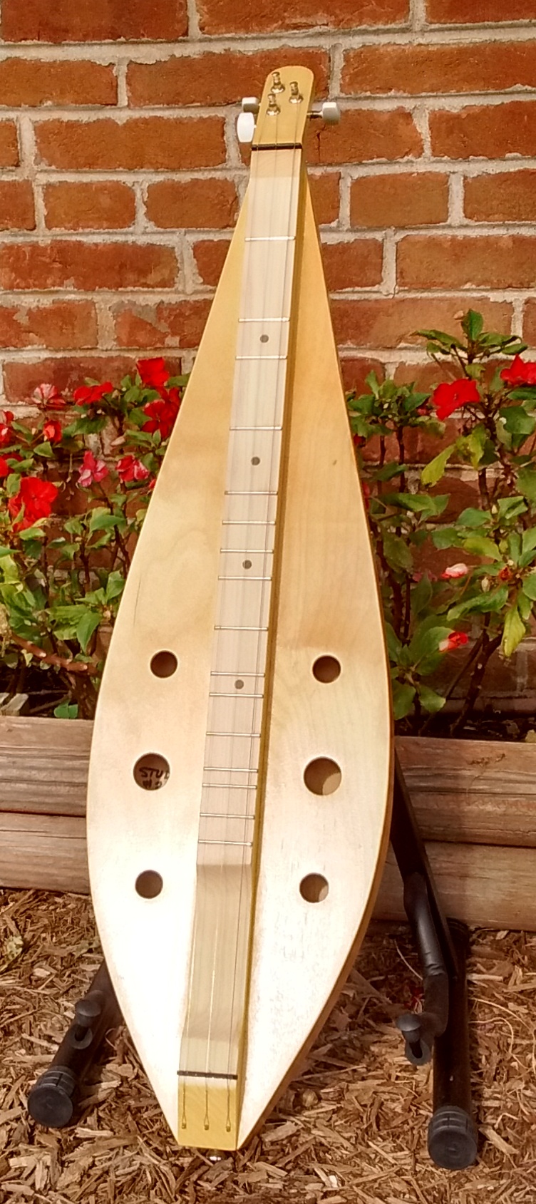 Dulcimers — A unique music store in Brown County, Indiana!