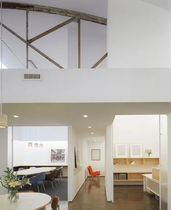office 01.jpg