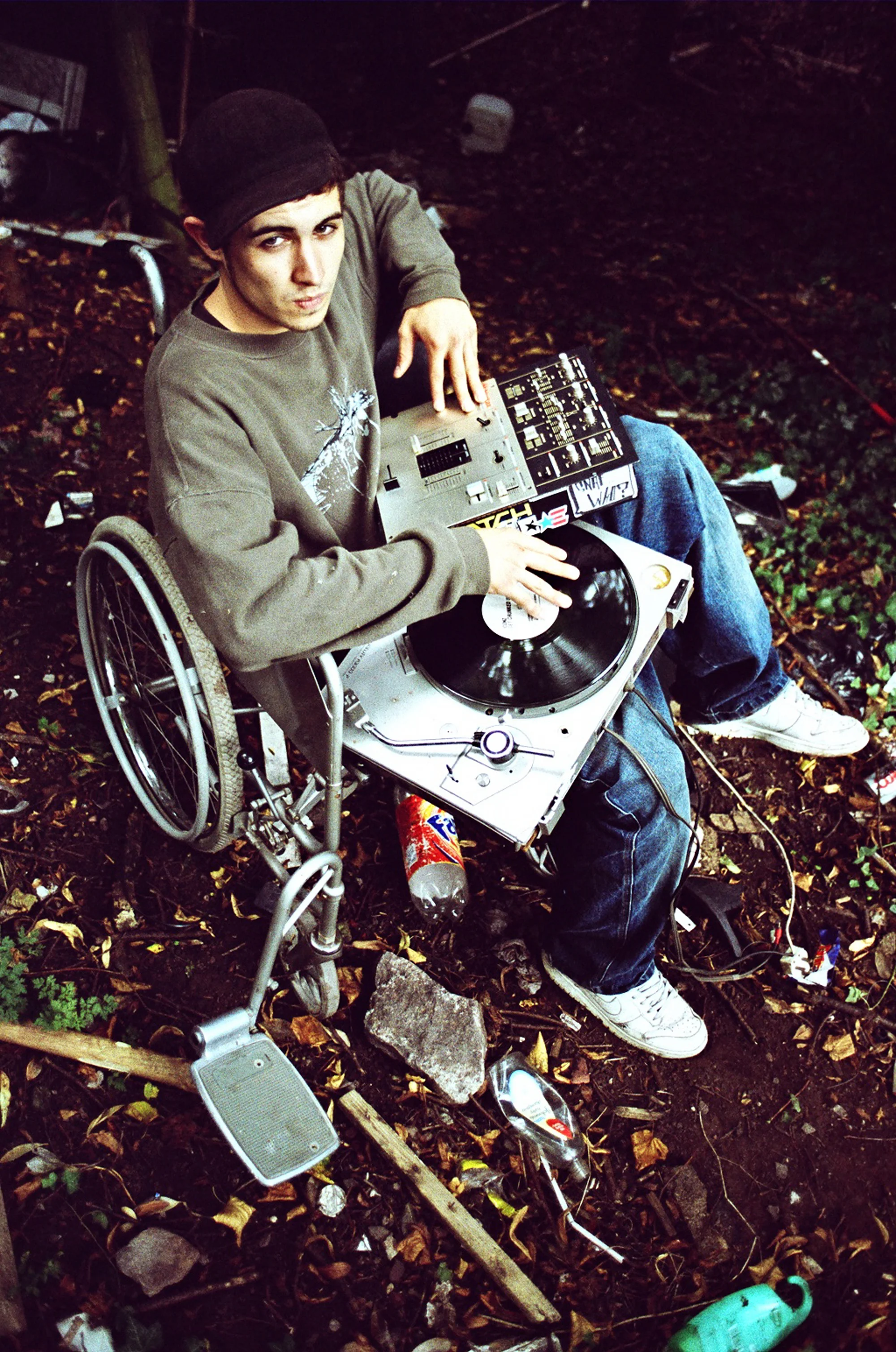 DJ Snafu from Se Fire. Turntablist. 2006.