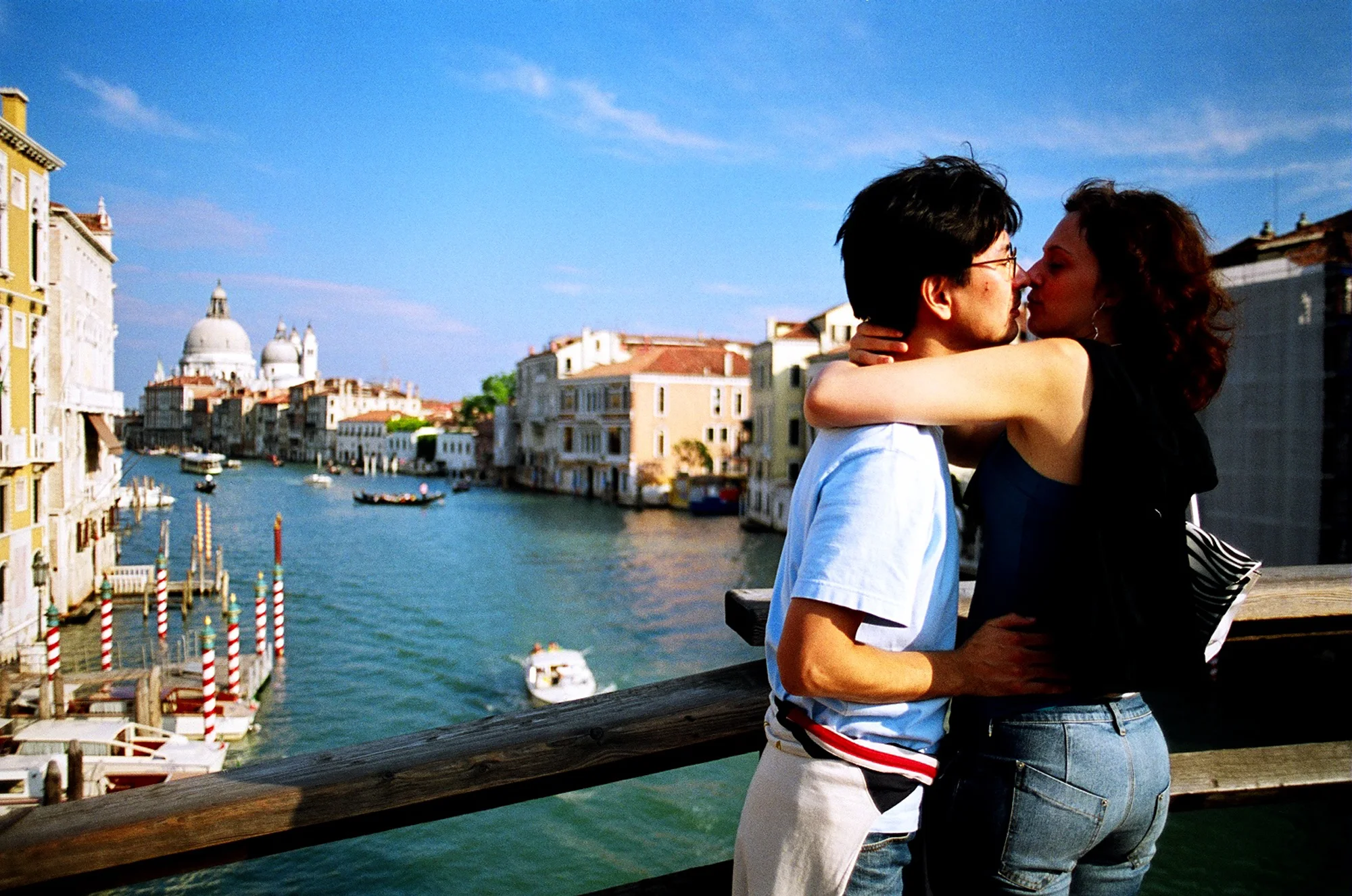 Lovers in Venice. Italy. 2005.