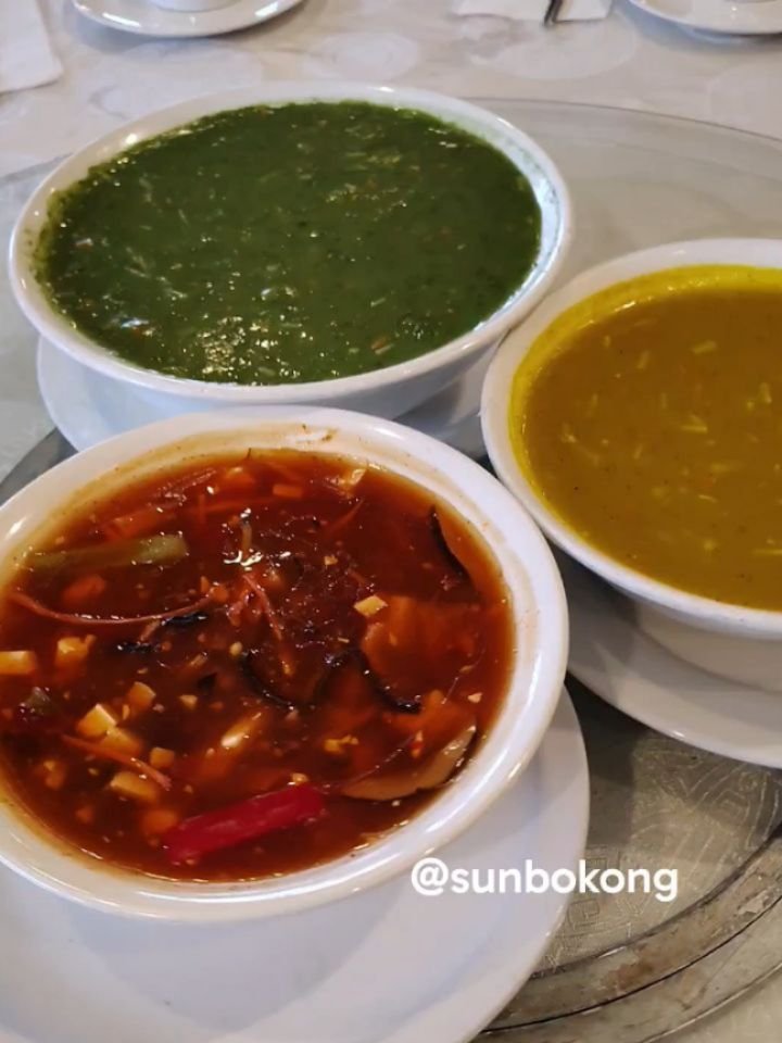 We offer plenty of delicious hot soups made with tasty fresh vegetables like pumpkin, spinach, Ling Zhi, tofu, fungus, mushrooms, etc.

The soups are all Vegetarian and mostly Vegan. Only certain soups you need to specify for Vegan options.

#vegan #