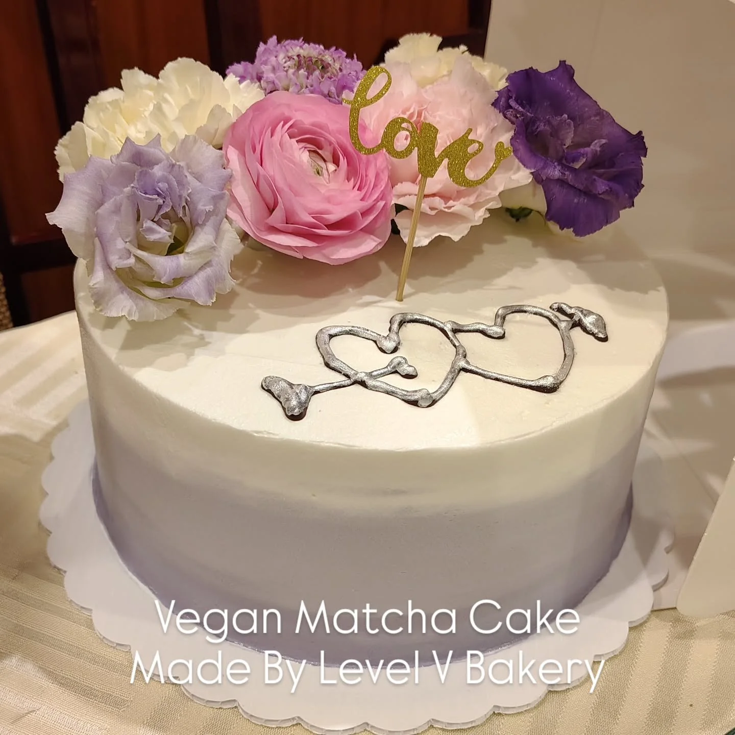 Our staffs ordered a Vegan Matcha Cake from Level V Bakery @levelvbakery to congratulate two of their team members becoming a couple.

Everyone at the party loved the cake so much and they even talk about the cake the next day! It's not overly sweete