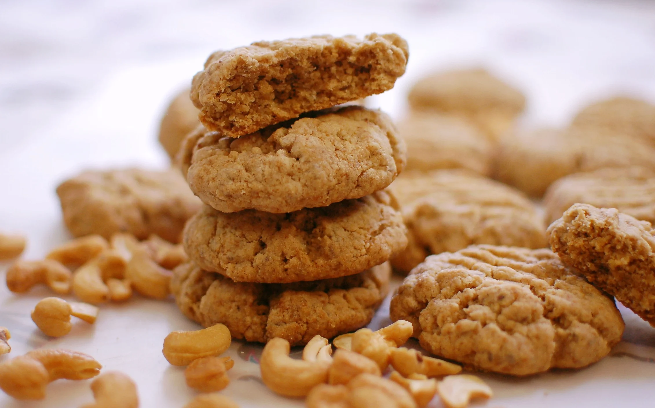 Cashew Butter Cookies (vegan & gluten-free)