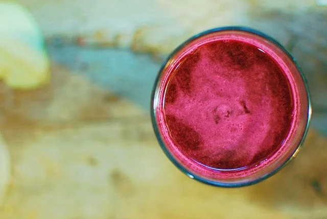 Sweet, earthy, a bit sour and brimming  with effervescence, our Blueberry Beet Kvass is what started it all💜. #beetkvass #fermentedfoods #fermenteddrinks #raw #probiotics #goodbacteria #fizzferments