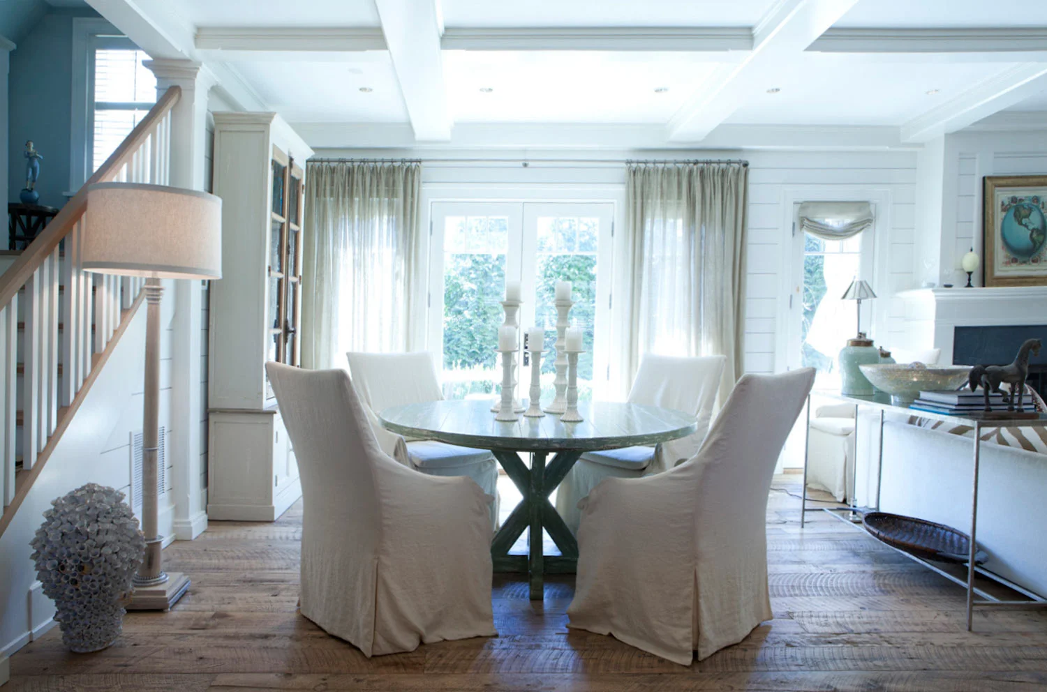 FreestyleRestyle_Westport_dining2.jpg