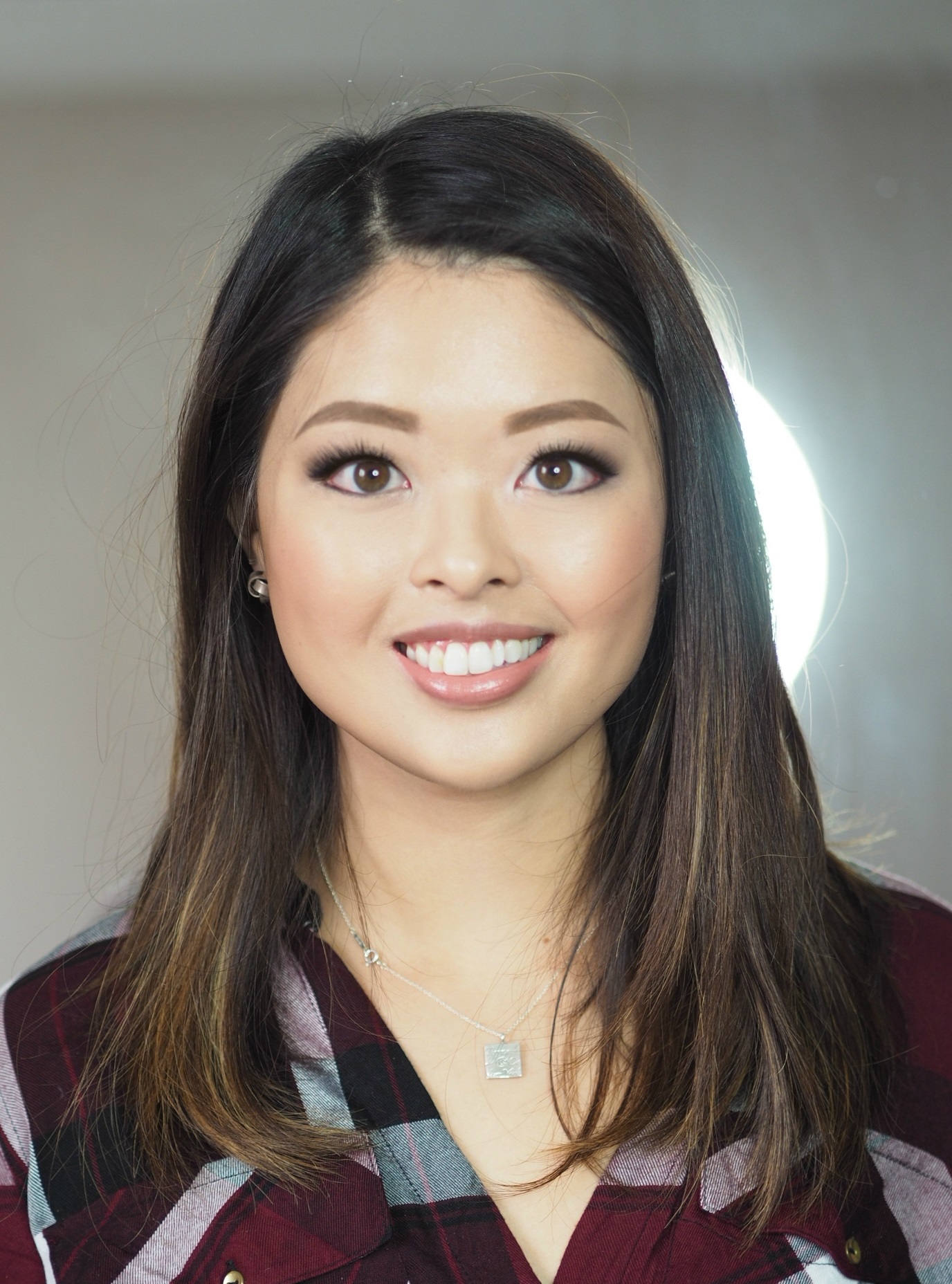 Asian smokey eyes false lashes