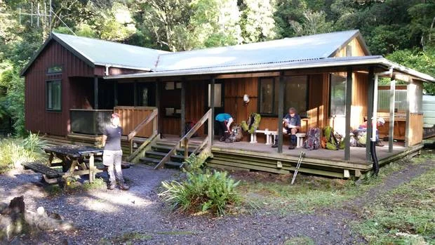 easy: fully insulated and double-glazed, the modernised Atiwhakatu Hut in Tararua Forest Park is an excellent entry-level hut for an overnighter in the bush.