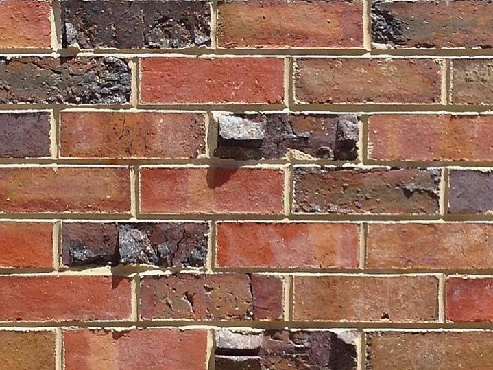 Add an element of texture and depth to your design with Krause clinker bricks. The mismatched shiny bricks are the result of intentionally exposing the bricks to excessive high-heat during the firing process.