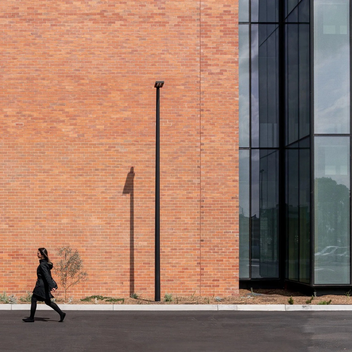 The Broadmeadows Town Hall is a stunning showcase of our handmade bricks applied on a grand scale, creating a building with immense visual impact and civic presence.

Project: Broadmeadowns Town Hall
Bricks: Krause Bricks in Apricot
Design: @kerstin_