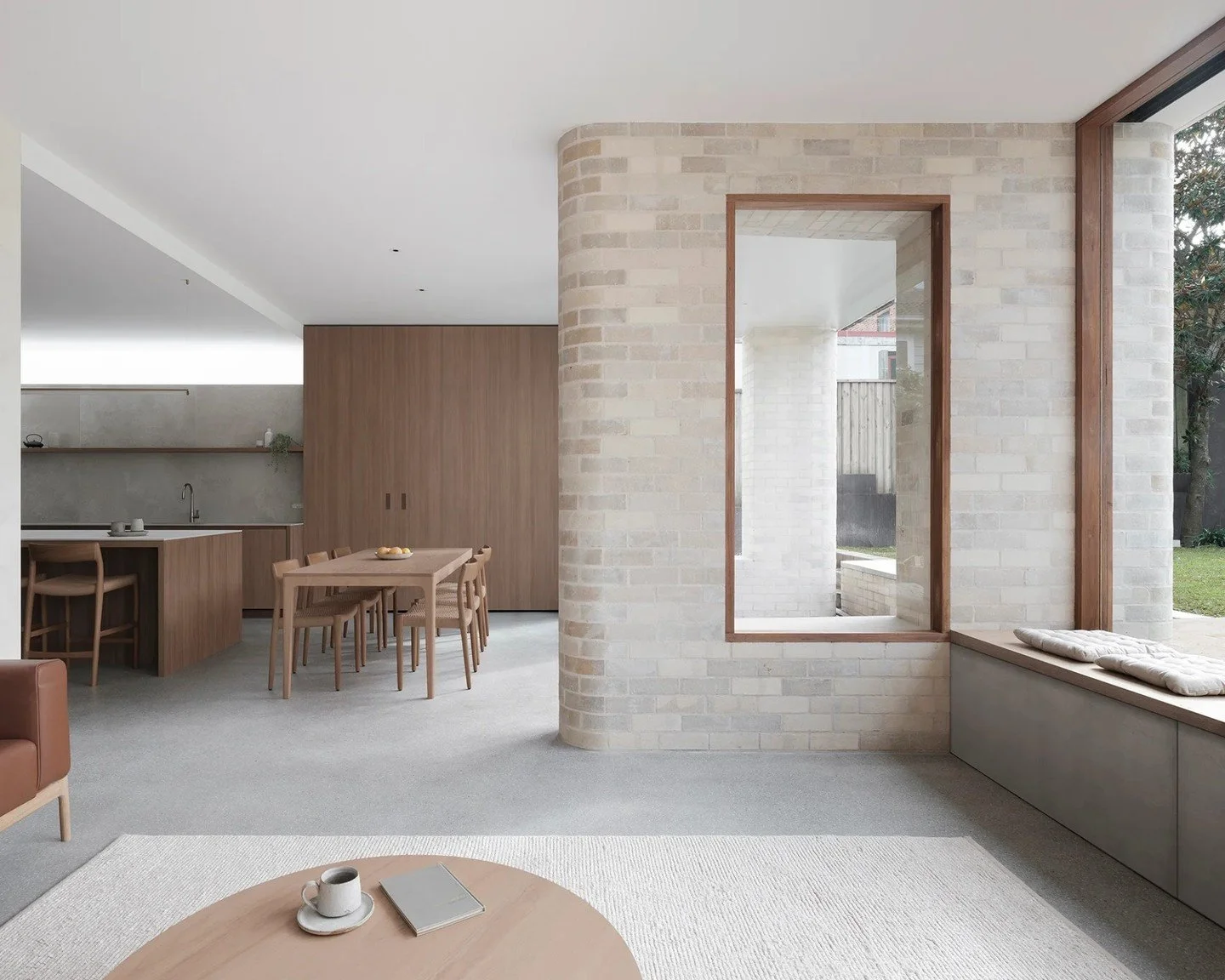 As described by Architecture firm @studioplusthree, the custom Krause Bricks used in the Clovelly House are &ldquo;a tactile materiality that flows from interior to exterior, unifying the facade of the home. The pale bricks juxtapose the blackbutt ti