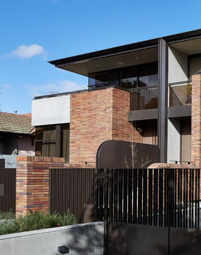 This "Neo-Deco" project in Hawthorn East shows just how versatile our Emperor Bricks can be. Their slim profile accentuates the linear form, while the rich Autumn tones bridge the gap between classic Art Deco warmth and a sharp, modern aest
