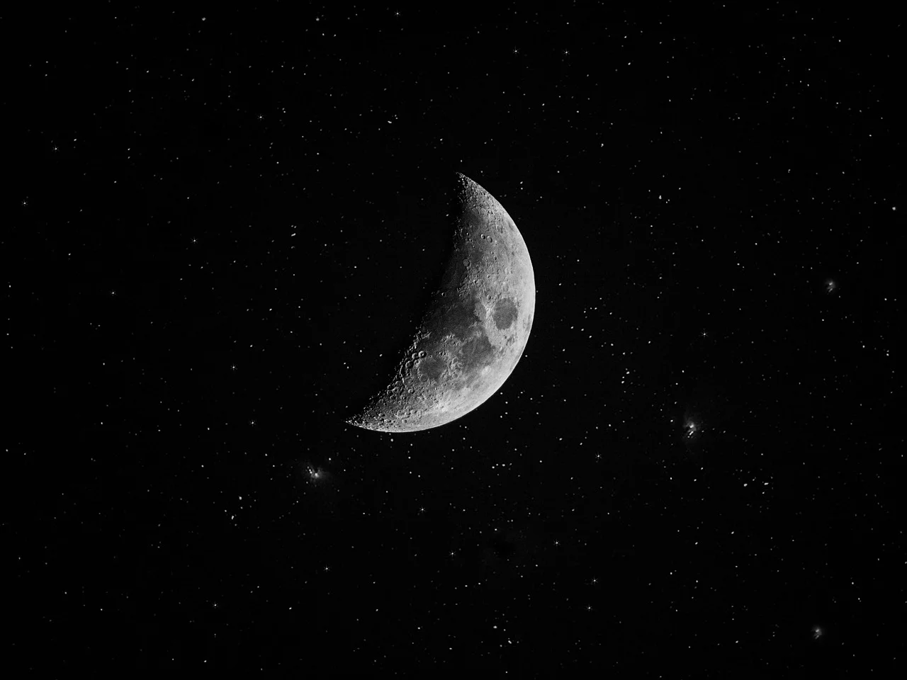 moon-3645243_1280.jpg