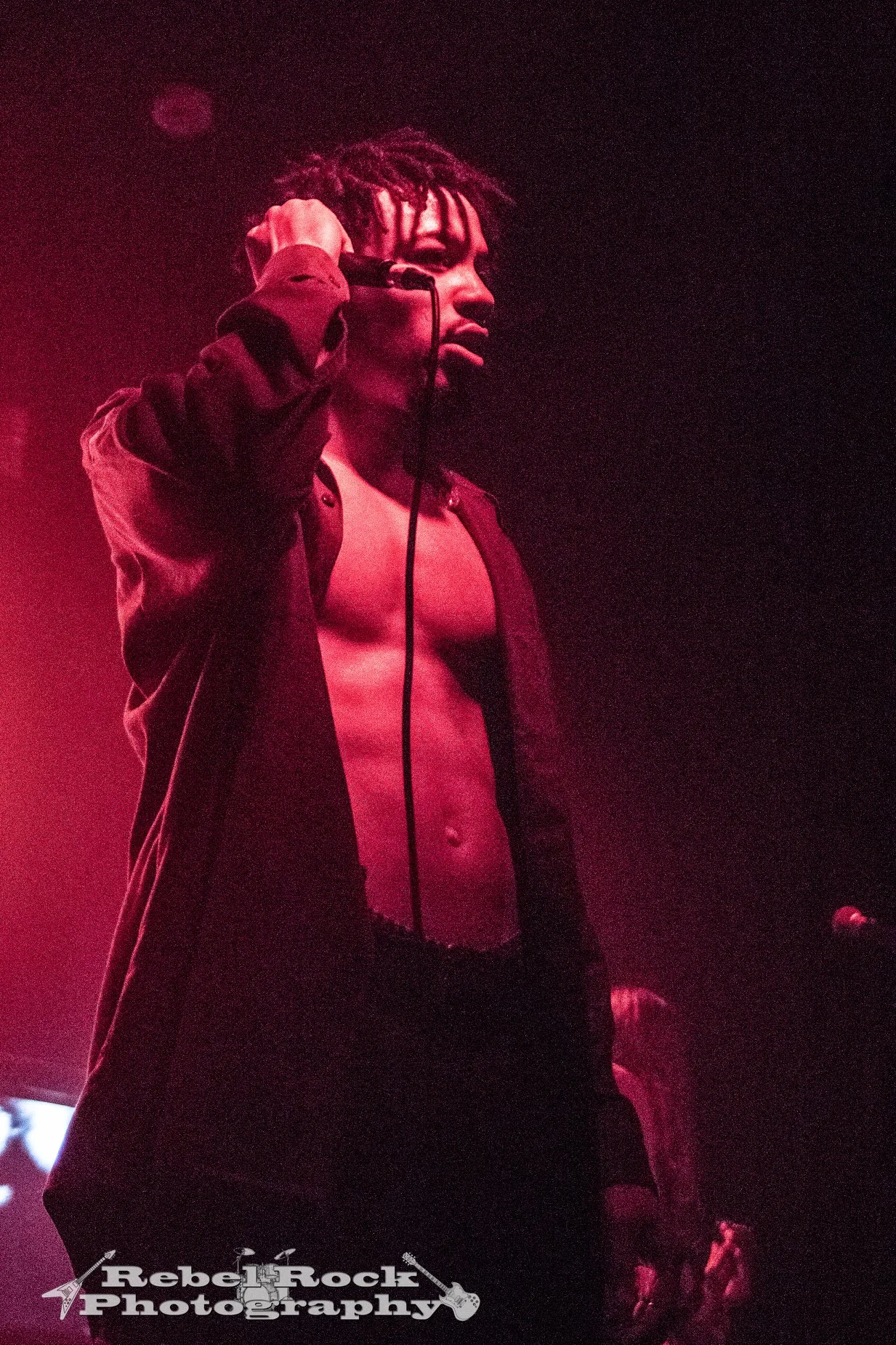 Loathe-08.jpg