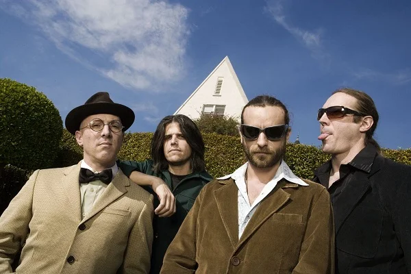 Download 2019 Countdown : 01. Tool, Main Stage on Sunday, 21:25 - 22:55
