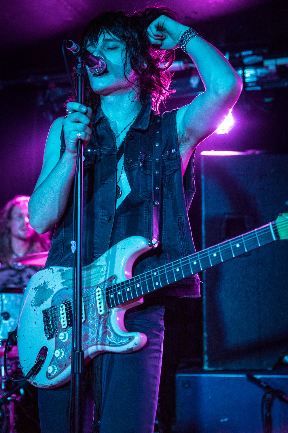 Tyler Bryant &amp; The Shakedown live at the Ruby Lounge in Manchester on December 4th 2017.