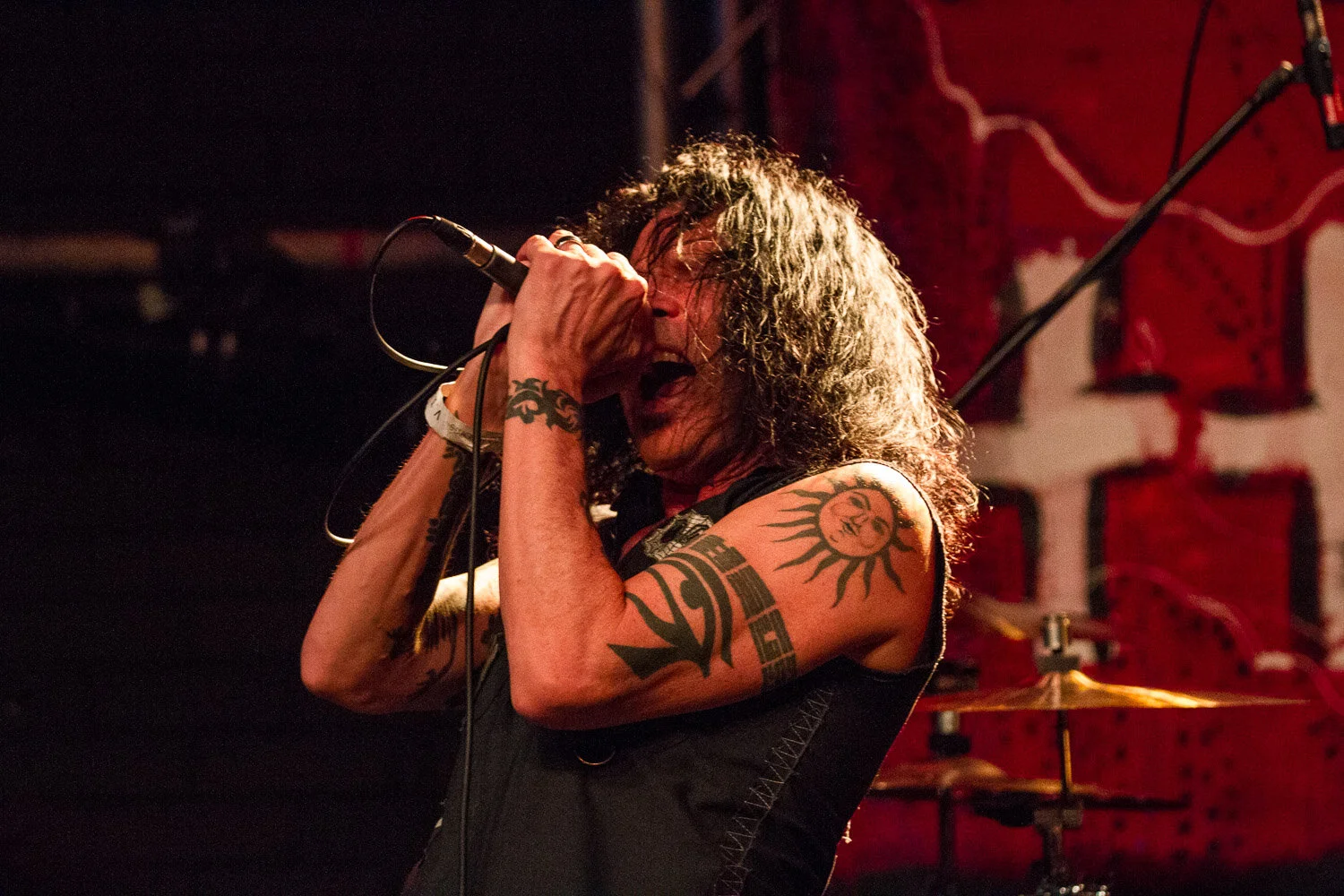 Jizzy Pearl's Love/Hate at the Live Rooms in Chester on March 9th 2017
