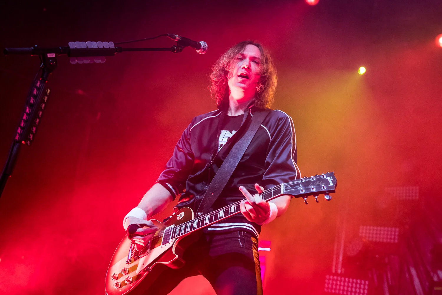  The Darkness live at the Academy in Manchester on November 21st 2017. 