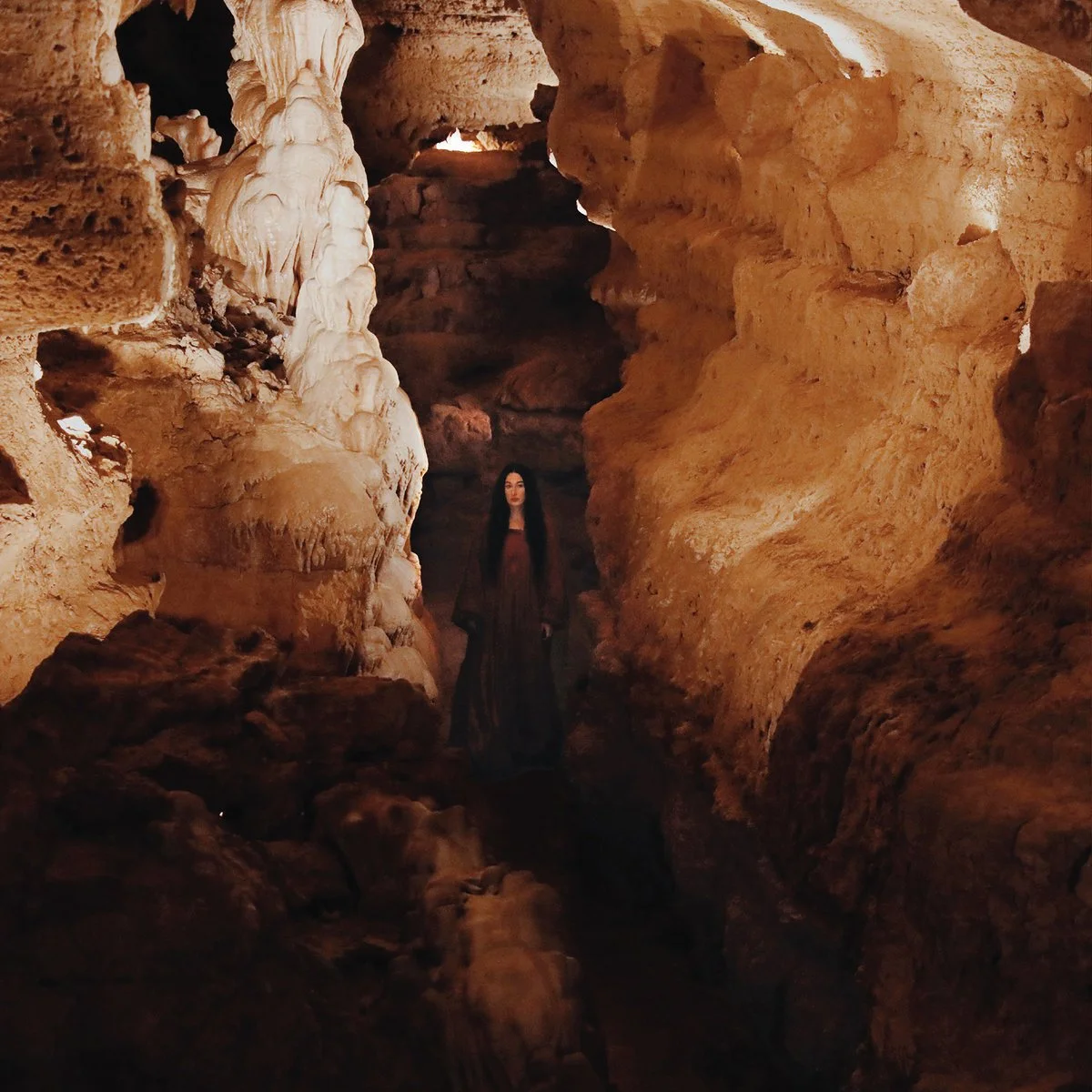 Zola Jesus - "Arkhon"