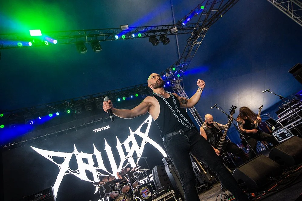  Trivax ©Ryan Hickson 