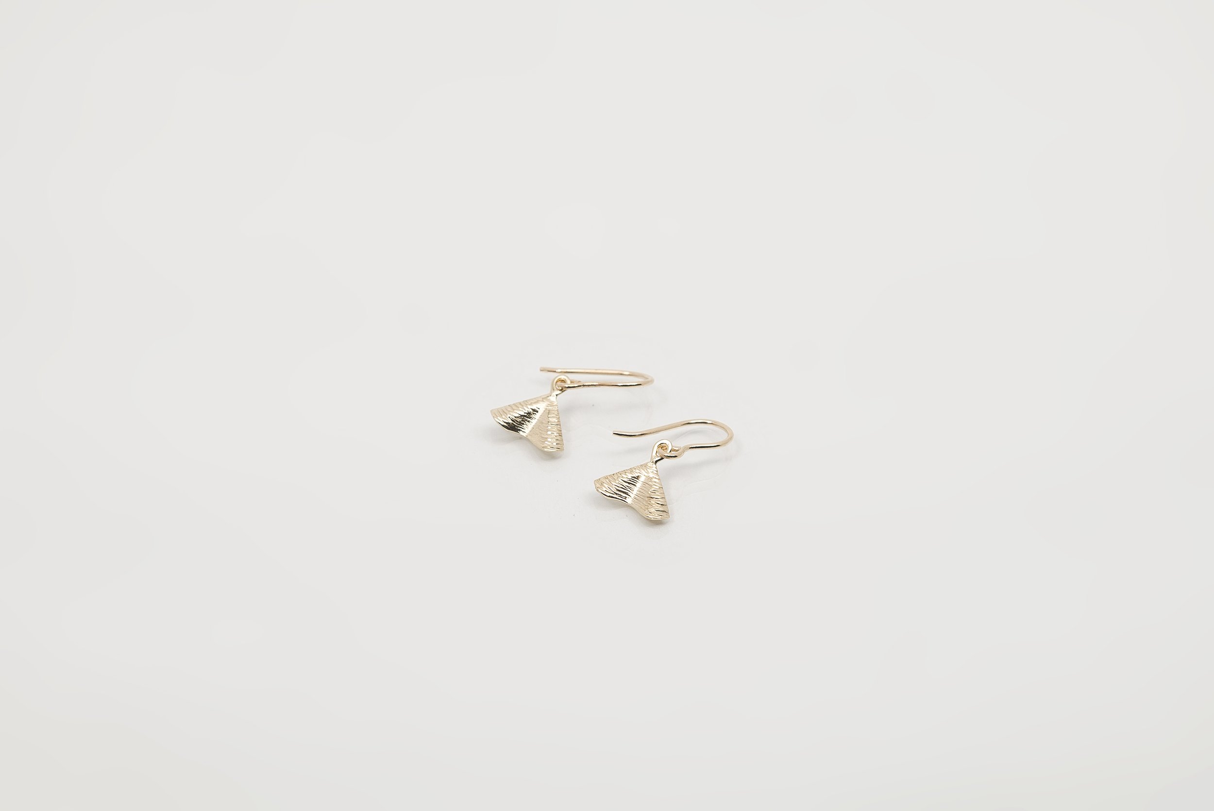 Martina Hamilton Solid Gold Shore Drop Earrings Petite