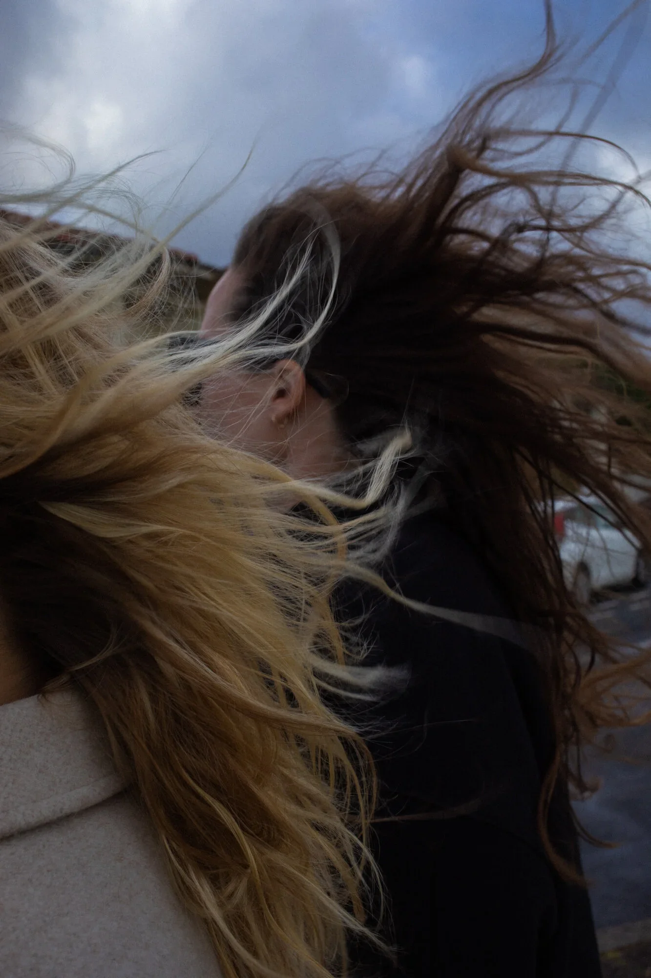 Claire and Ser not on film by Bibian Bingen