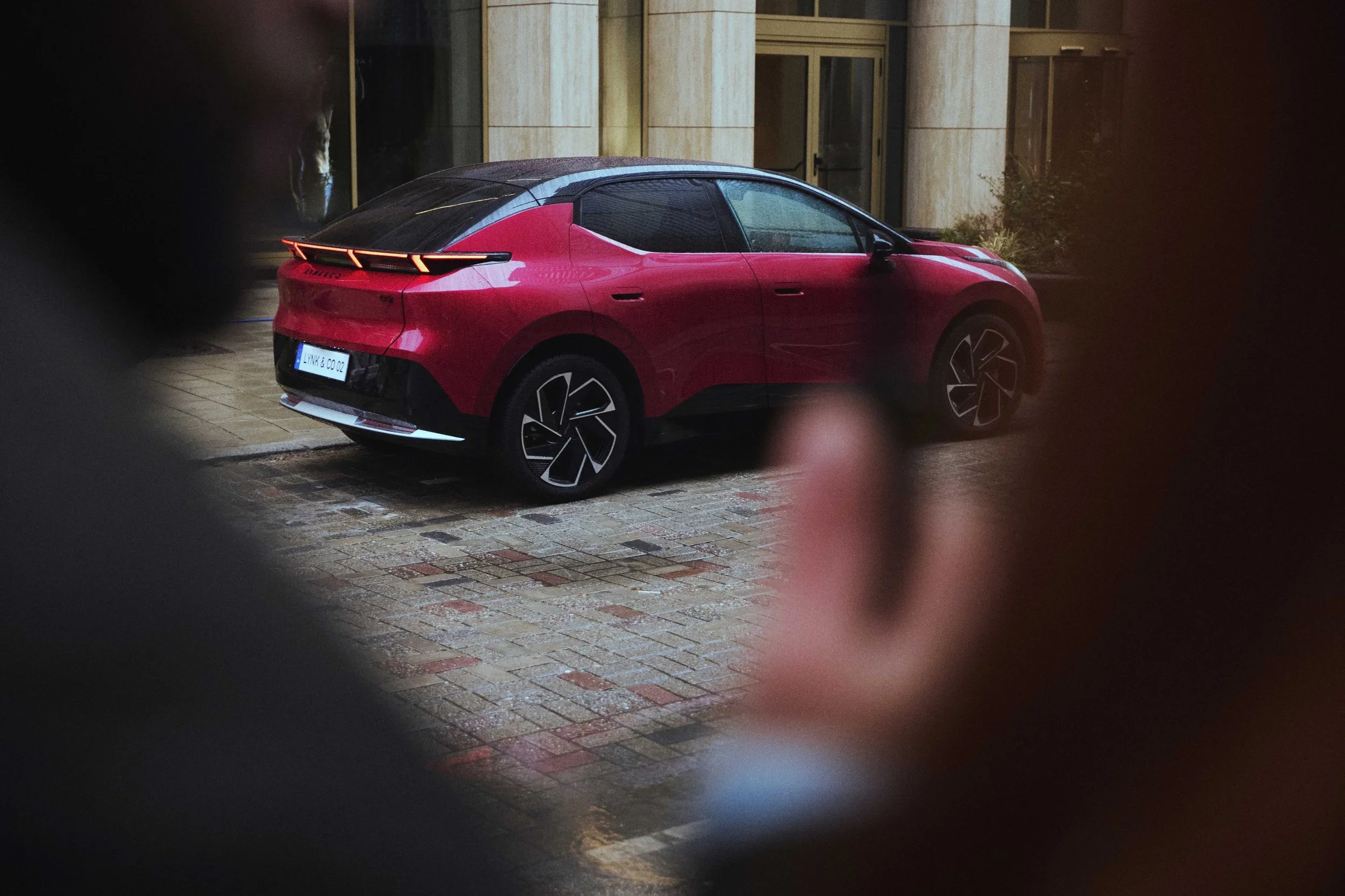 Lynk & Co by Bibian Bingen