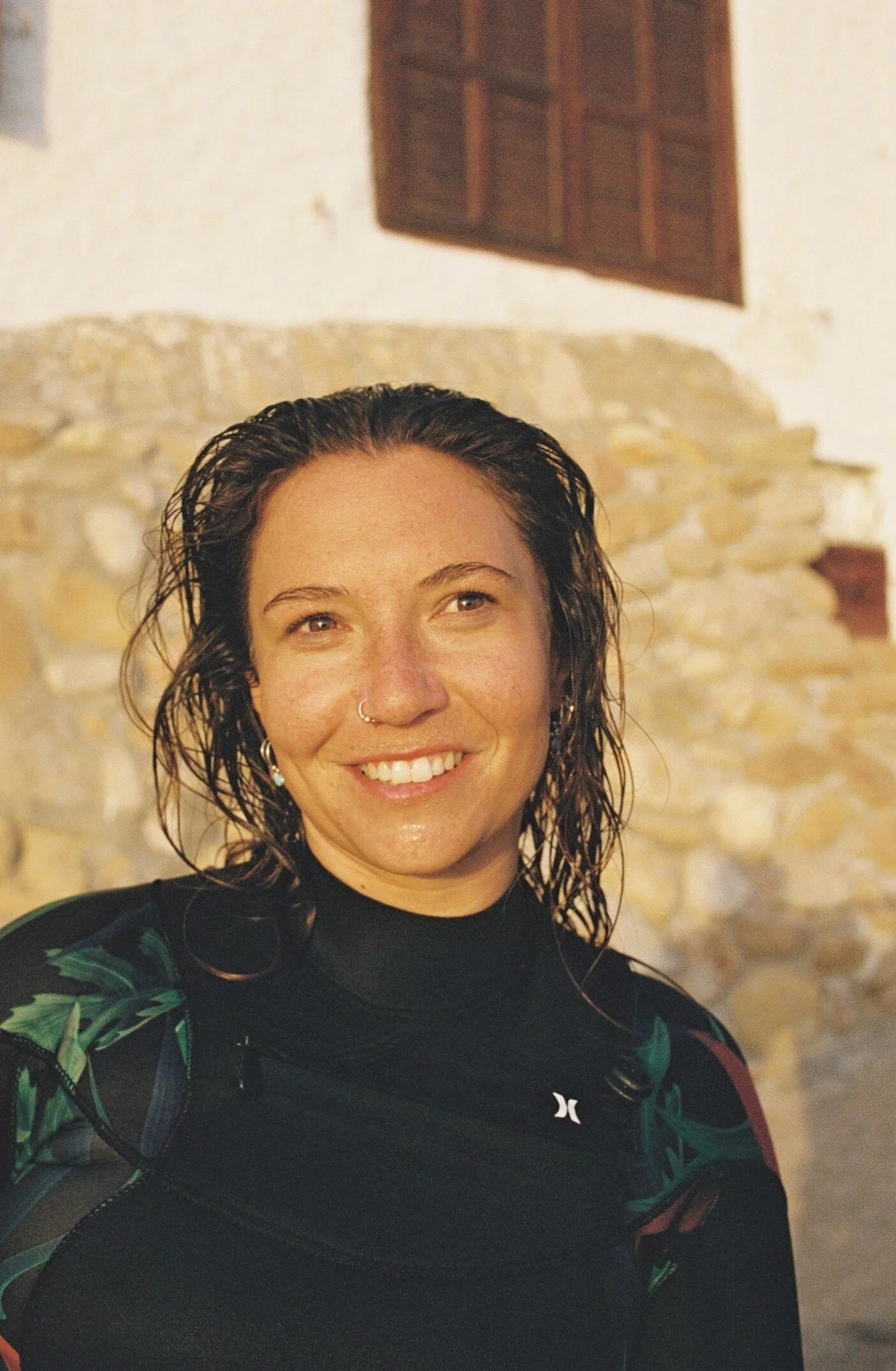 shannon goldenhour in taghazout by bibian bingen