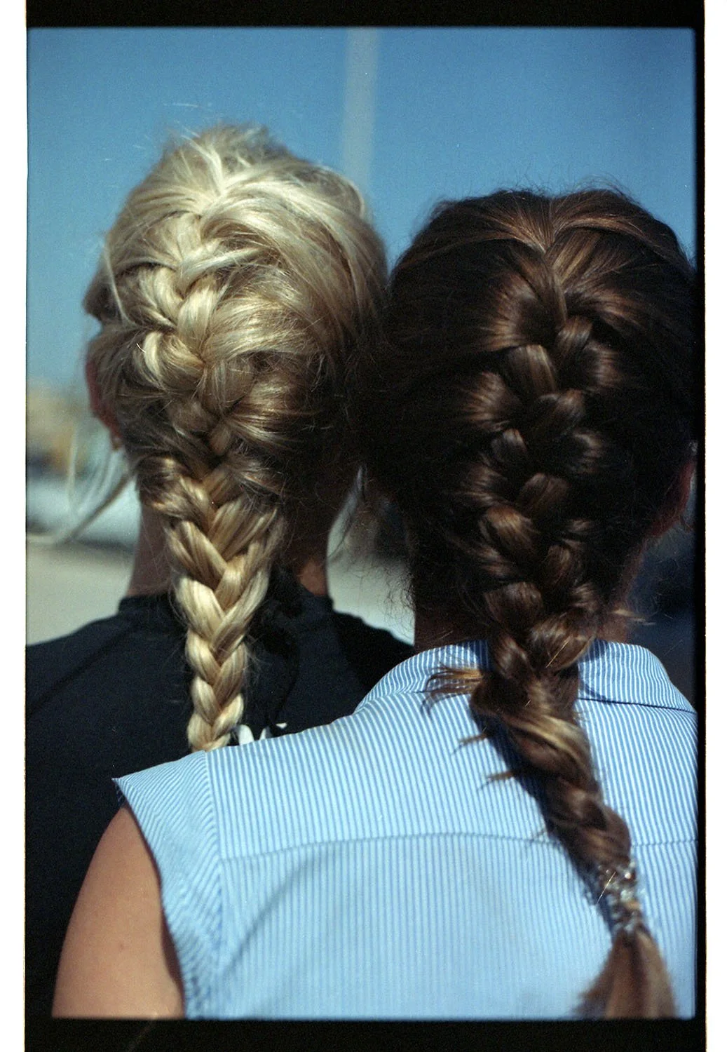 claire and serah in peniche by bibian bingen