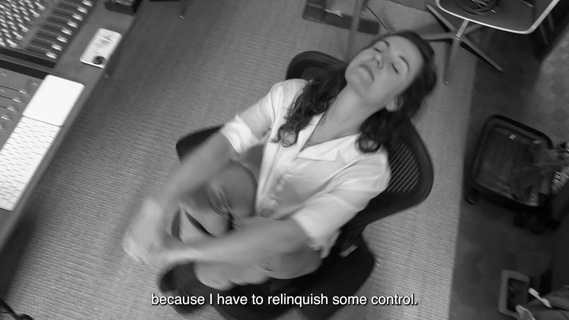 DEF workspace 24.00_10_01_07.Still002 kopie lr.jpg