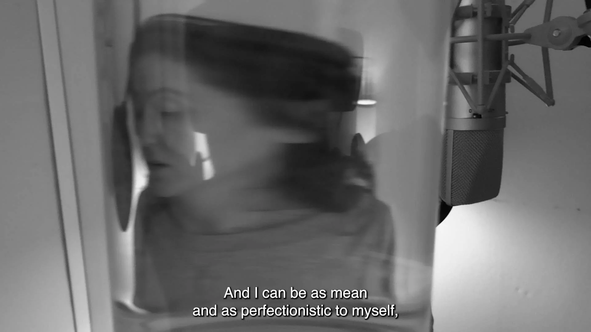 DEF workspace 24.00_09_27_19.Still022 kopie.jpg