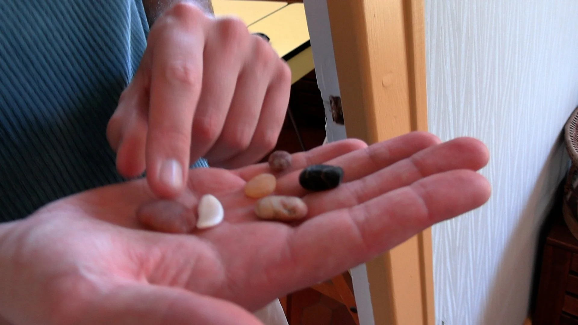 DEF workspace 1 dec.00_10_31_07.Still031.jpg