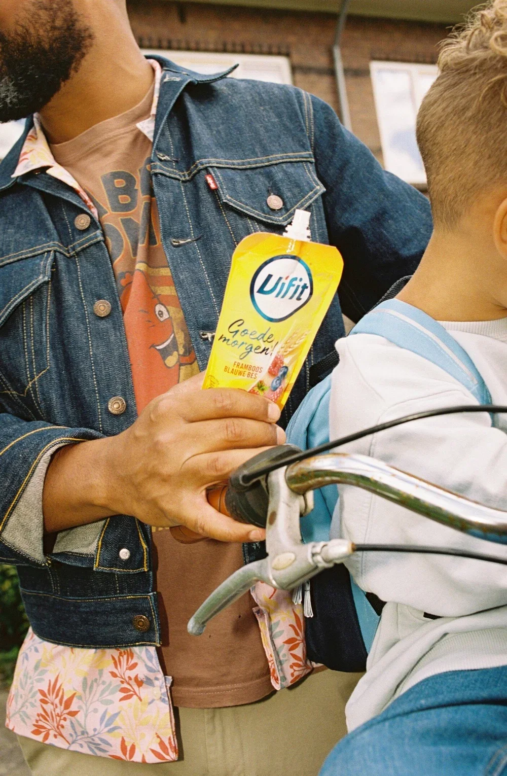 Vifit "en door" campaign