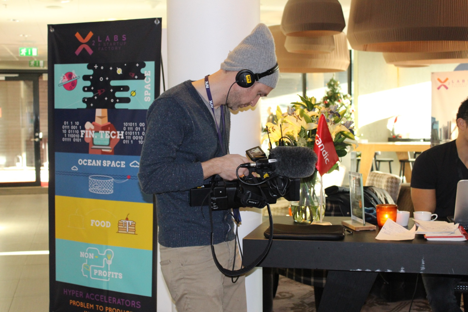 NRK filmer X2 Labs første akseleratorprogram