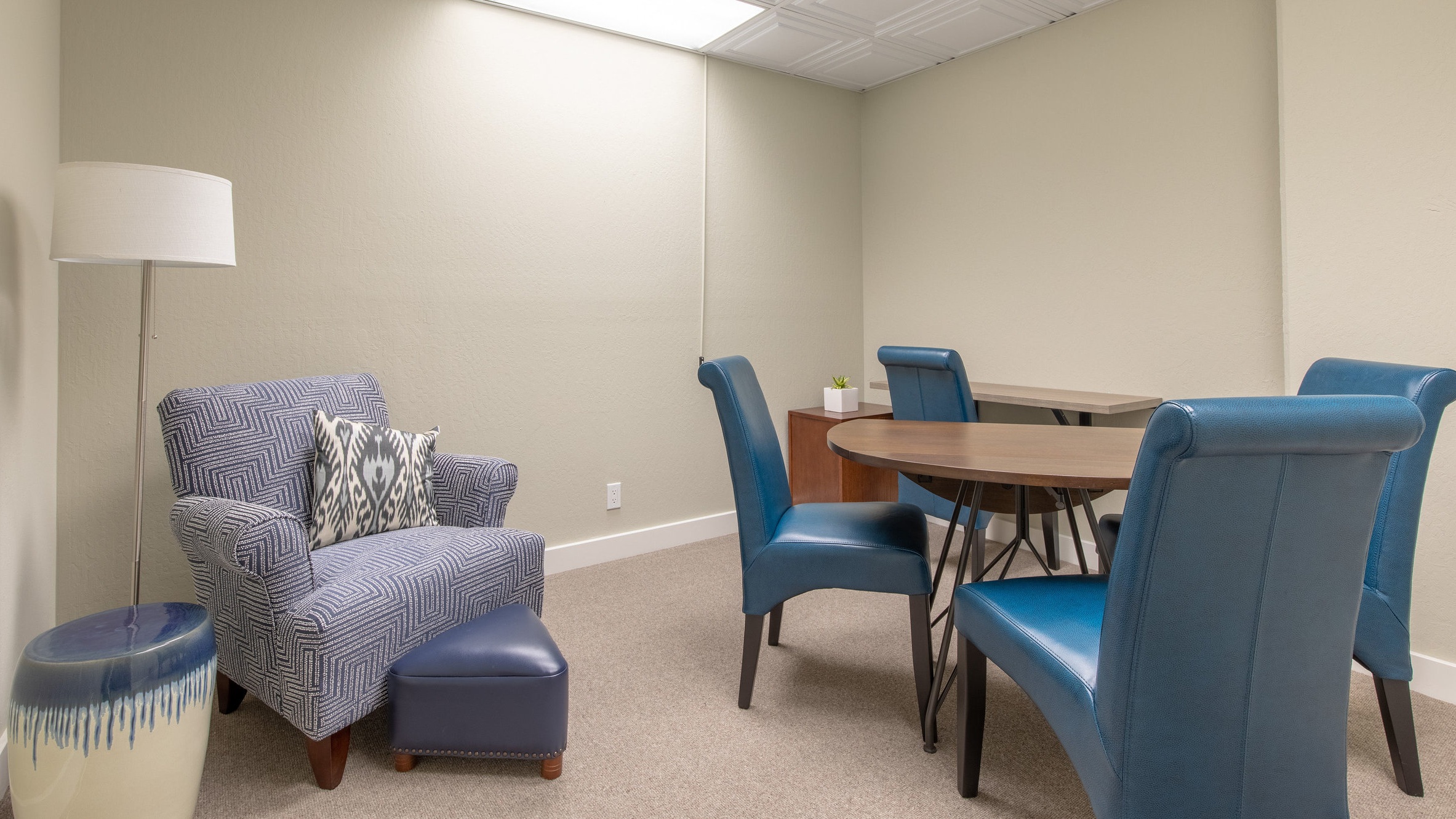 Copy of Call room