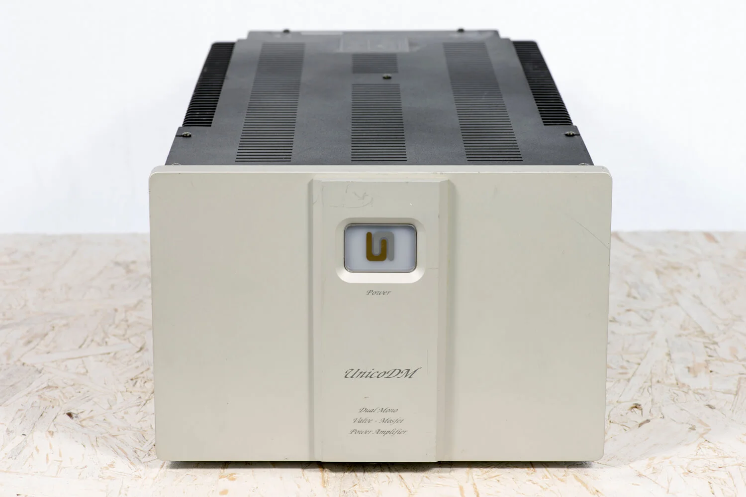 unison-research-dm150-power-amp7281.jpg