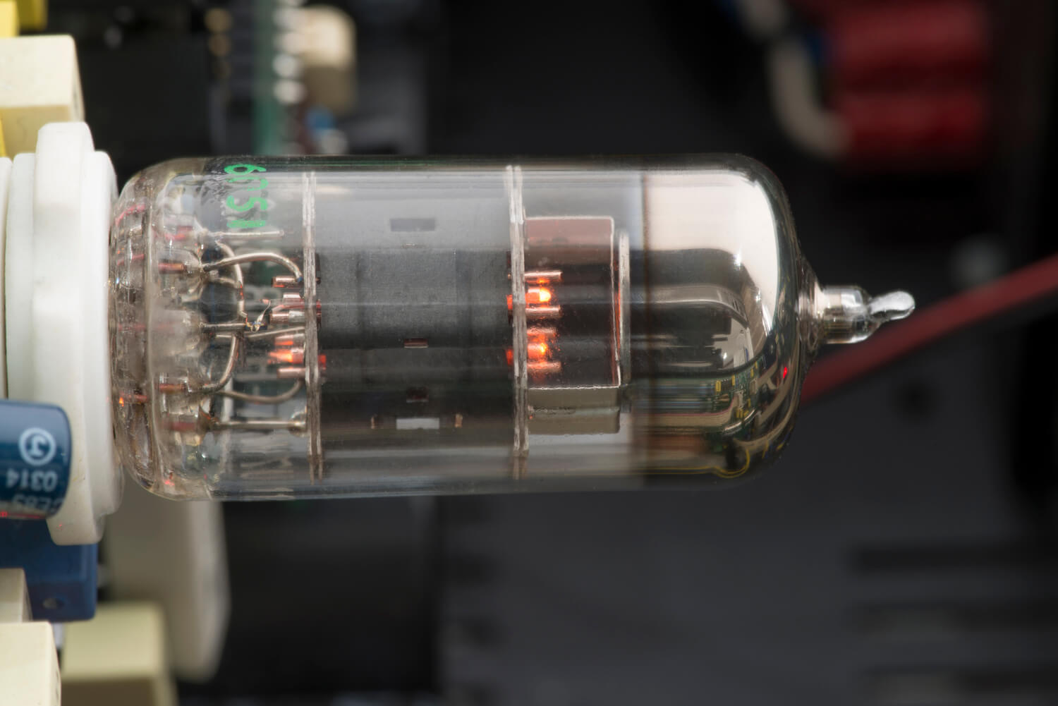 unison-research-dm150-power-amp7301.jpg