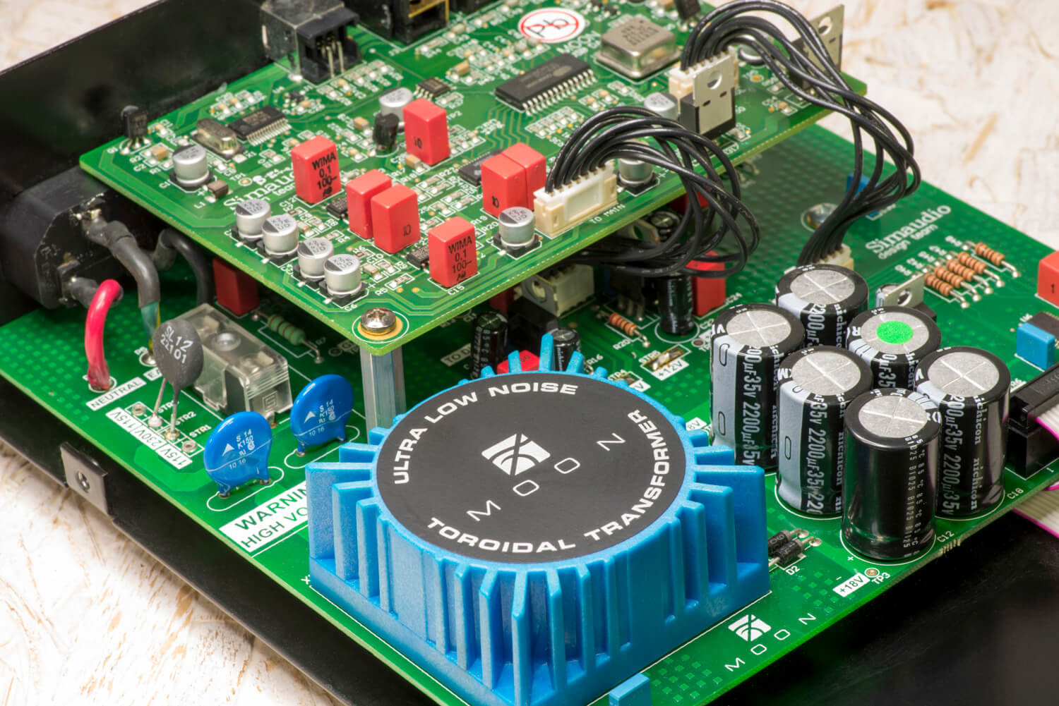 simaudio-moon-dac7310.jpg