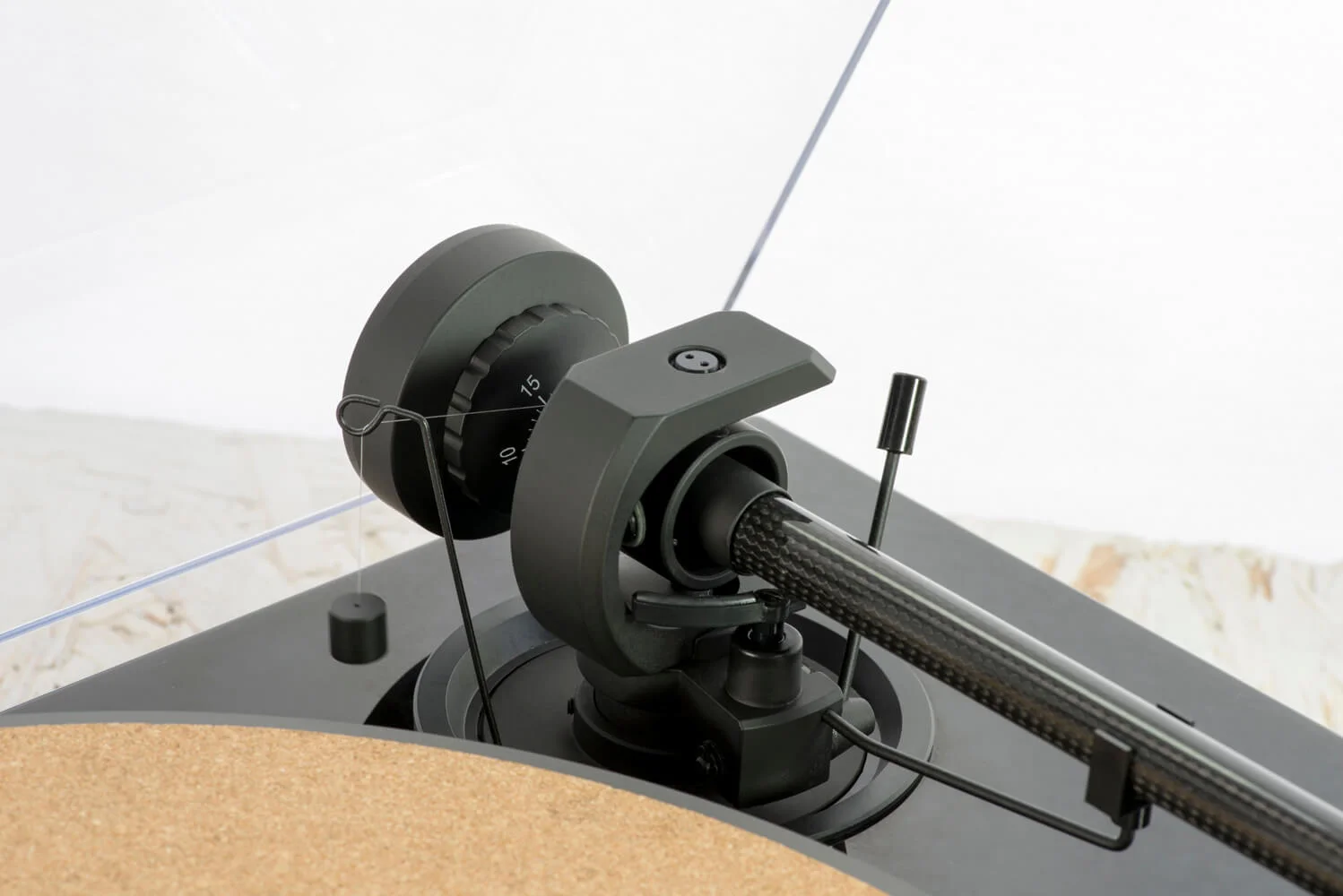 project-xpression-carbon-ukx413.jpg