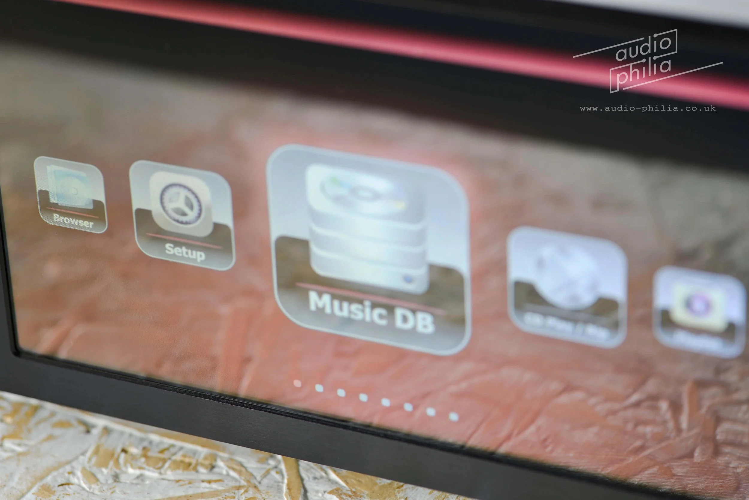 novafidelity-x35-screen-edinburgh.jpg