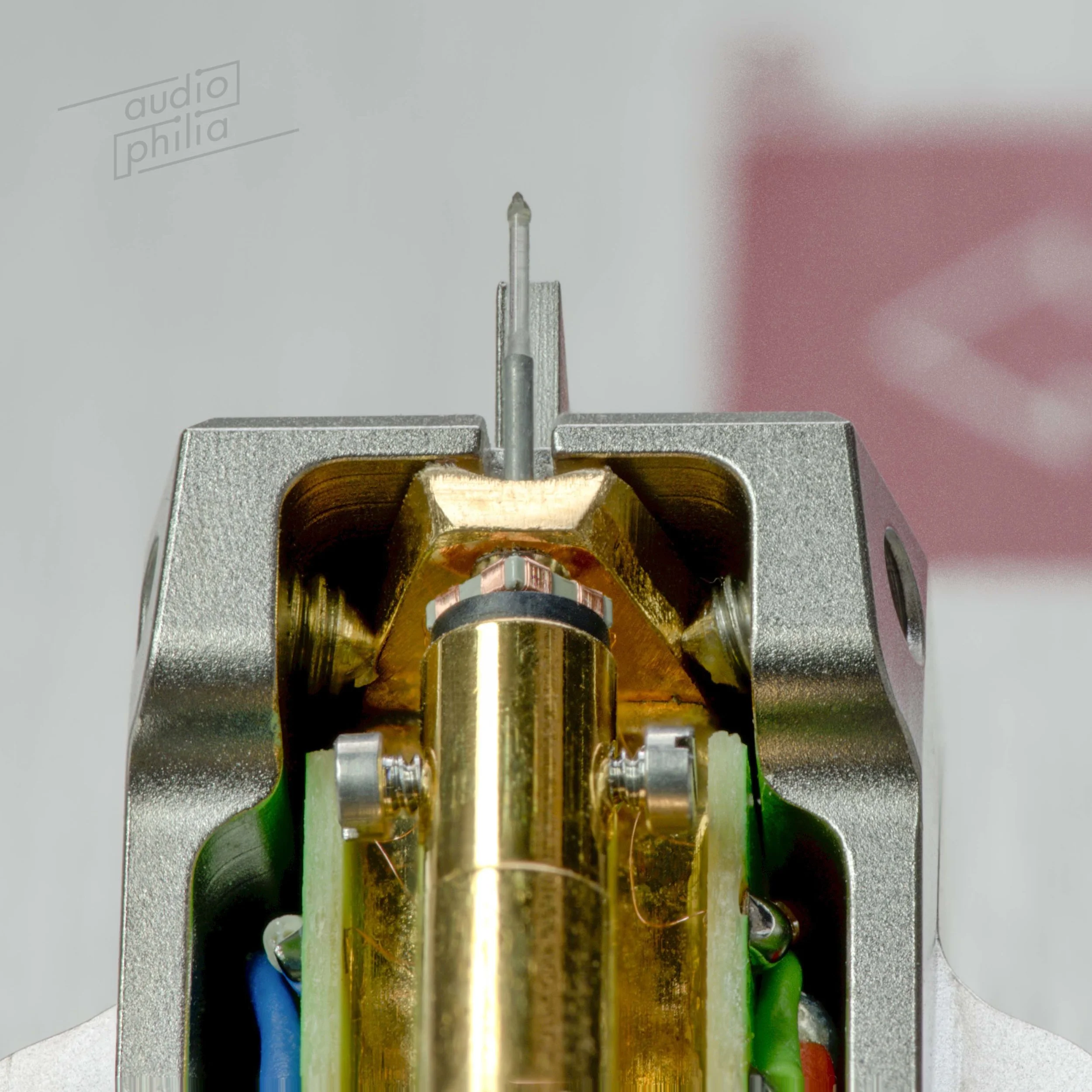 4-emt-jsd-cartridge-diamond-stylus-square.jpg